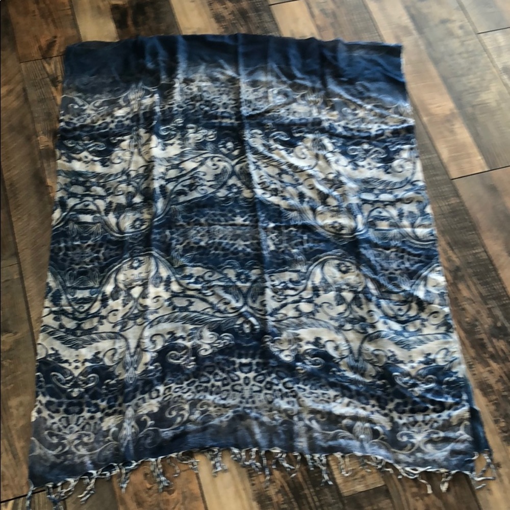 Pretty scarf